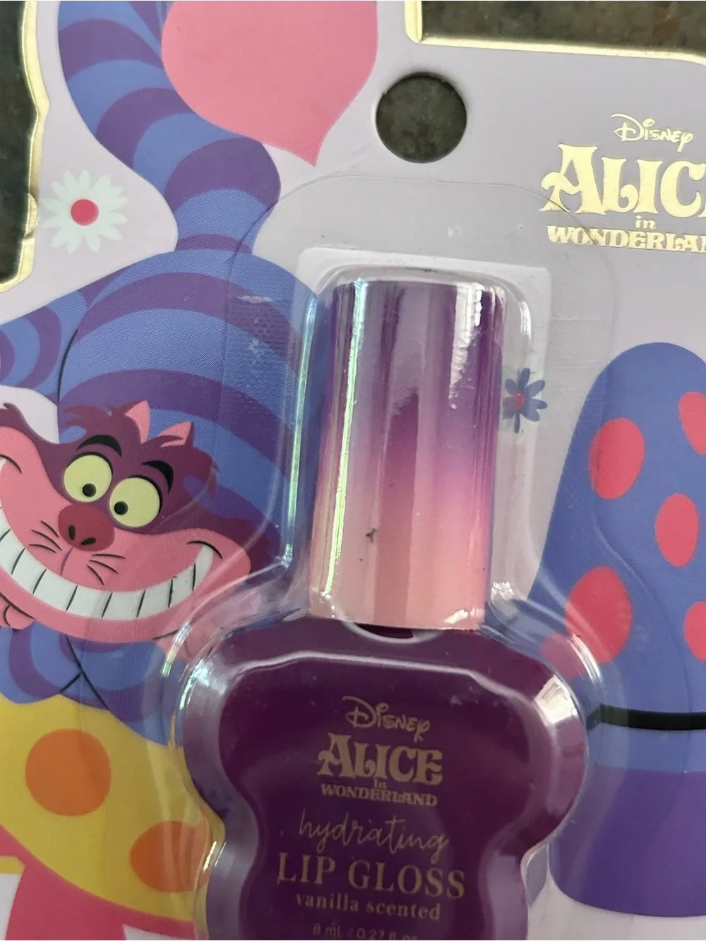 Alice in Wonderland lip balm and lip gloss Disney Set